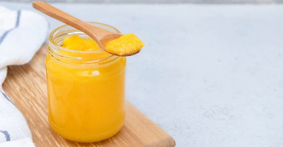 നിർമാണം തമിഴ്നാട്ടിൽ, വിൽപന അയൽ സംസ്ഥാനത്ത്; പ്രമുഖ ബ്രാൻഡിന്റെ പേരിലുള്ള 1.26 കോടിയുടെ വ്യാജനെയ്യ് …